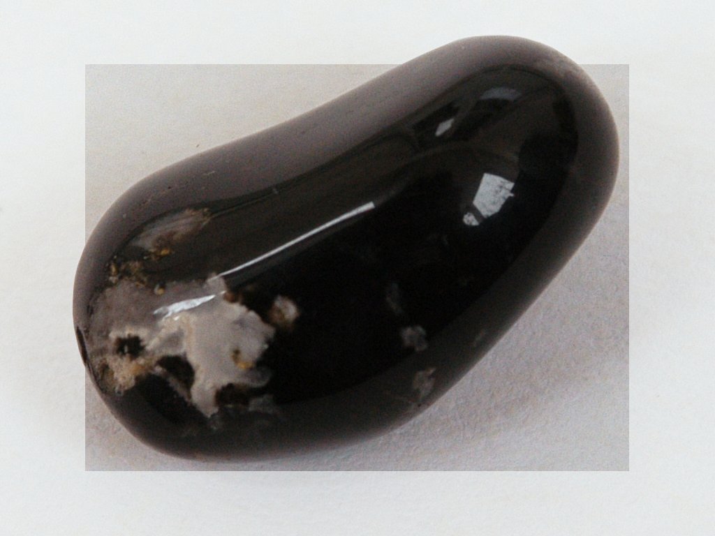 Onyx gemstone specimen
